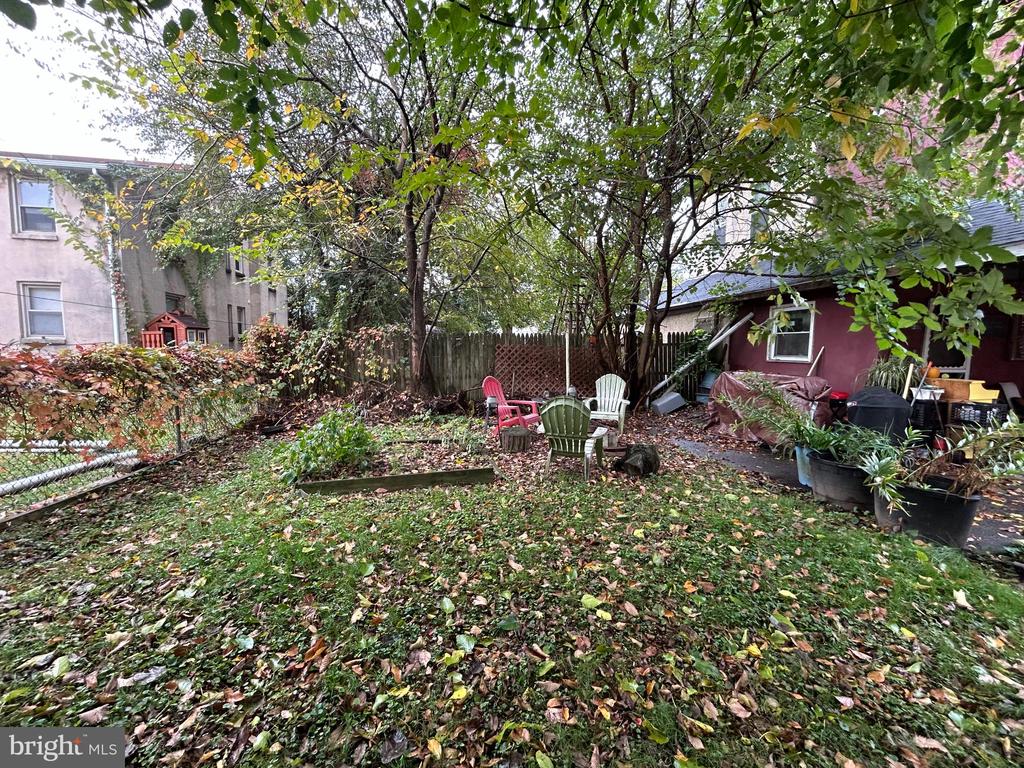 238 PLYMOUTH AVENUE