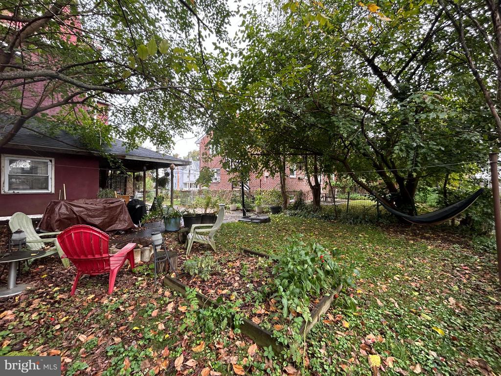 238 PLYMOUTH AVENUE