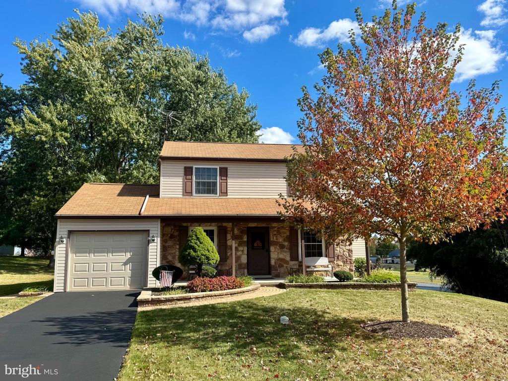 1036 EDGEWOOD DRIVE