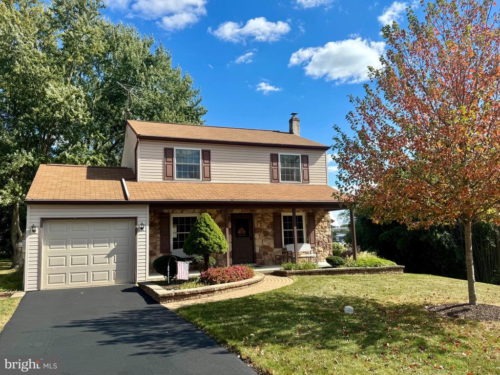 1036 EDGEWOOD DRIVE