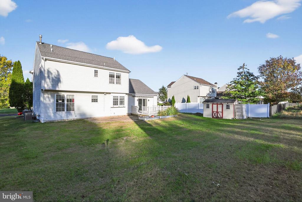 116 DRAKE LANE