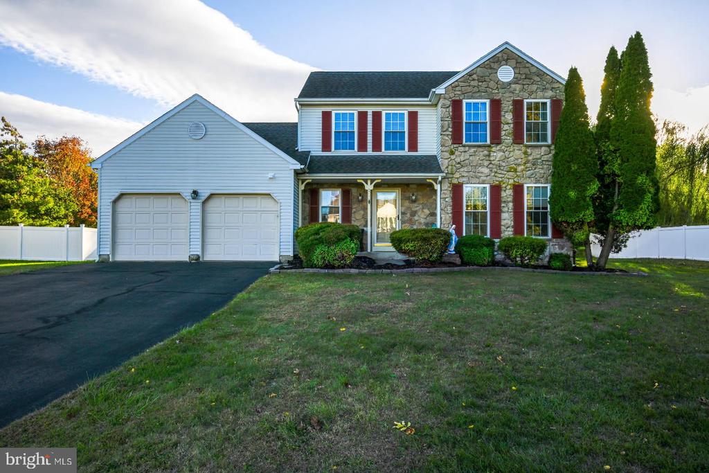 116 DRAKE LANE