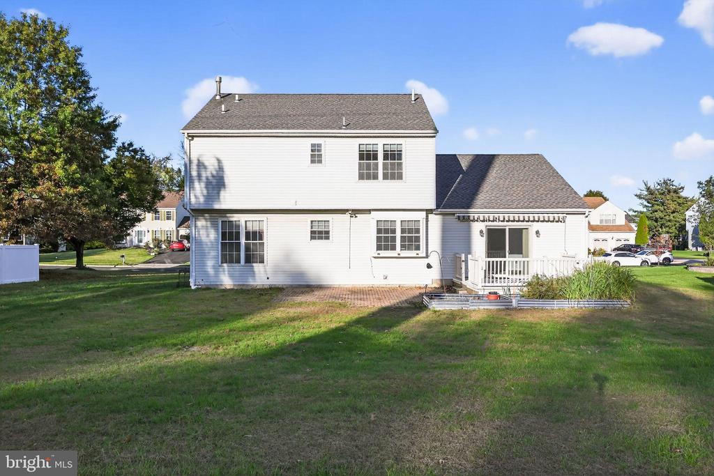 116 DRAKE LANE