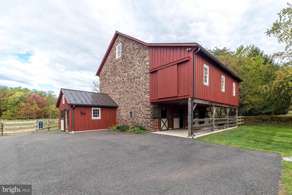 2967 TOWNSHIP LINE ROAD