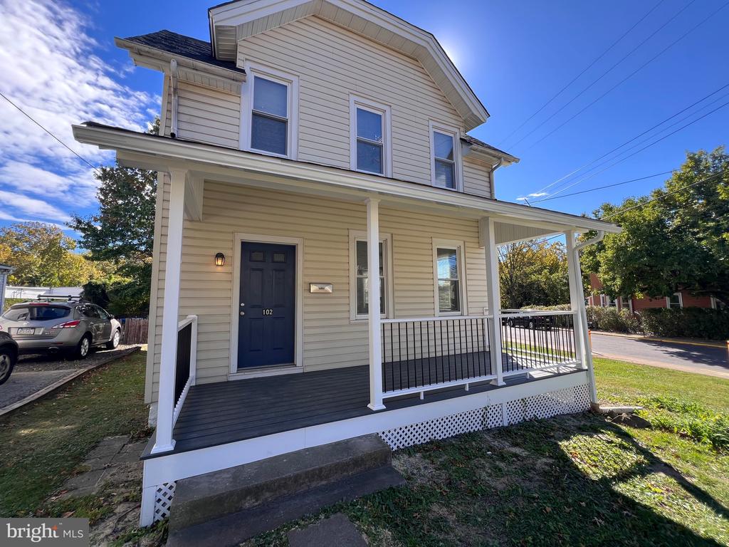 102 TENNIS AVENUE