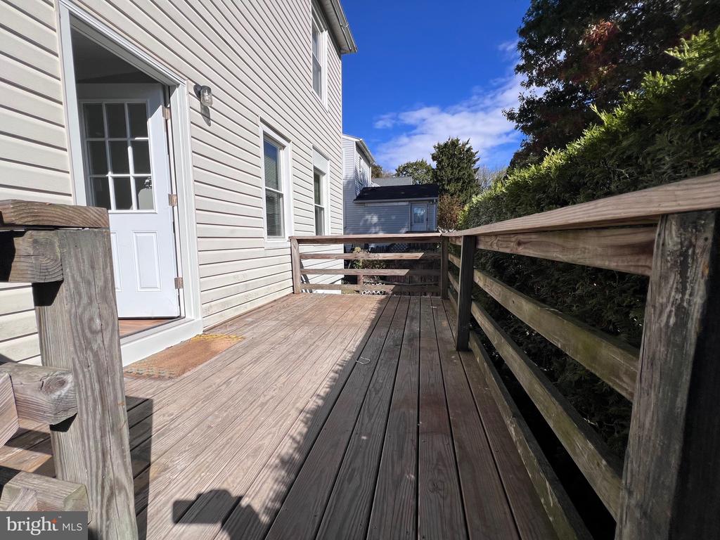 102 TENNIS AVENUE