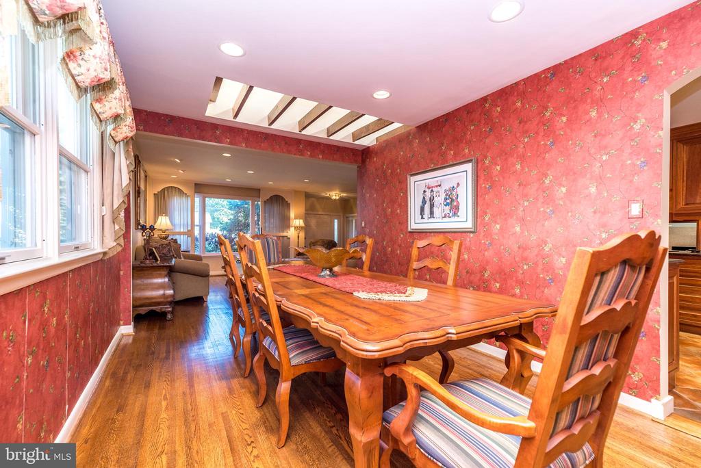 1212 DUNCAN DRIVE