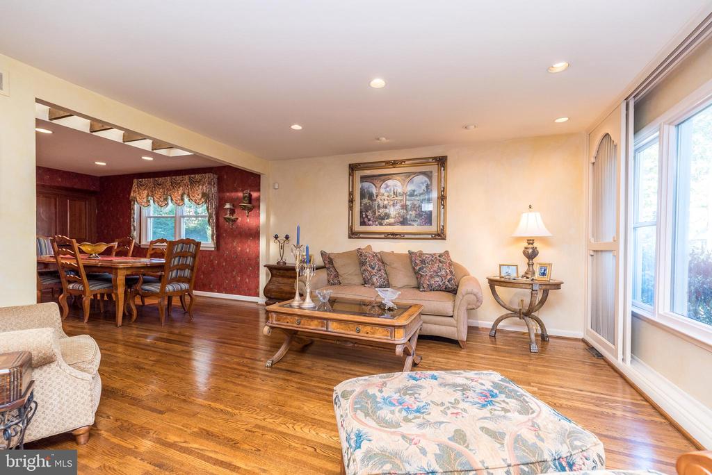 1212 DUNCAN DRIVE