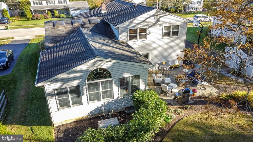 1212 DUNCAN DRIVE