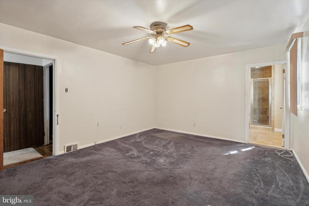 1228 IMPERIAL ROAD