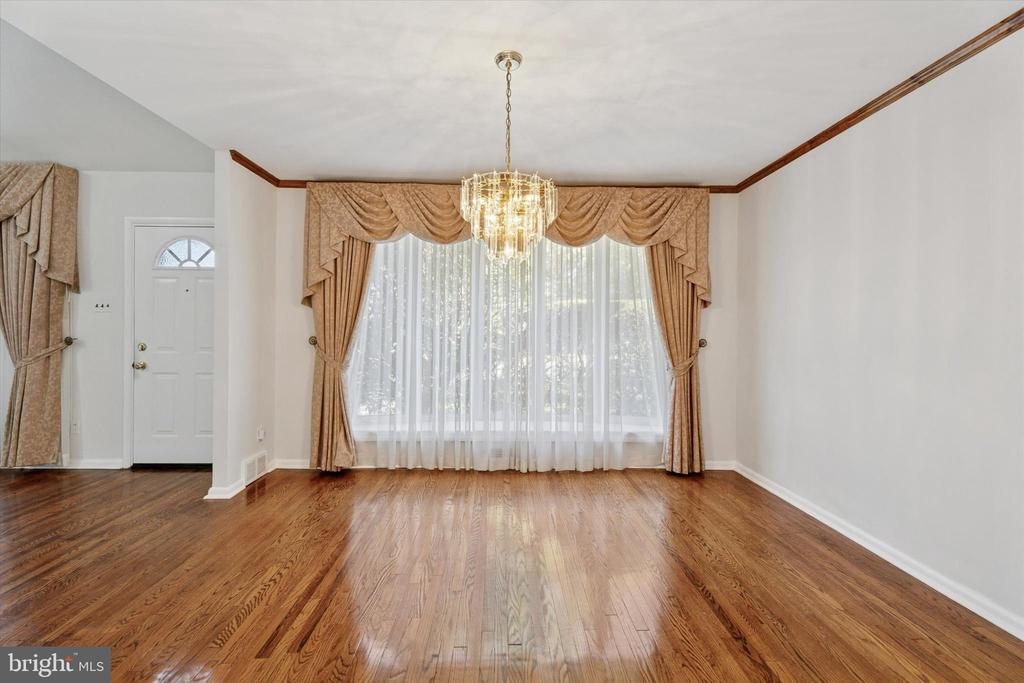 1228 IMPERIAL ROAD