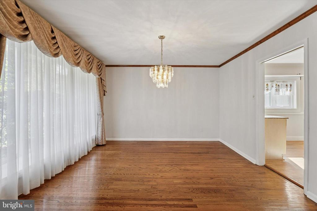 1228 IMPERIAL ROAD