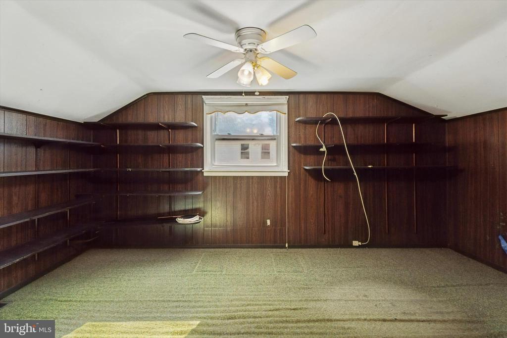 1228 IMPERIAL ROAD