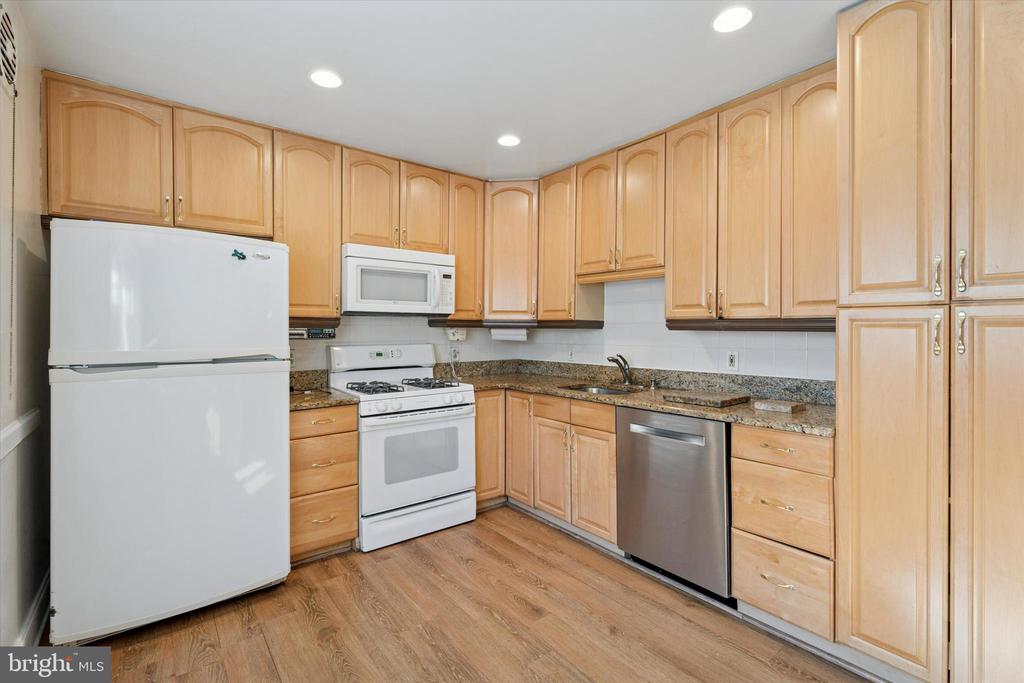 1228 IMPERIAL ROAD