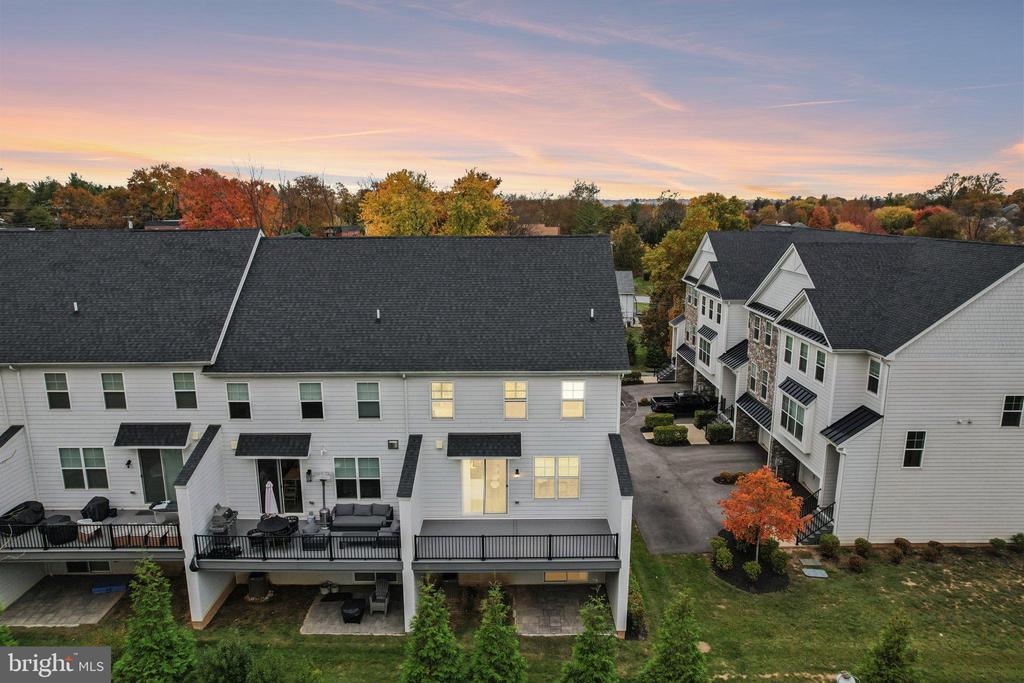 4109 ADDISON COURT