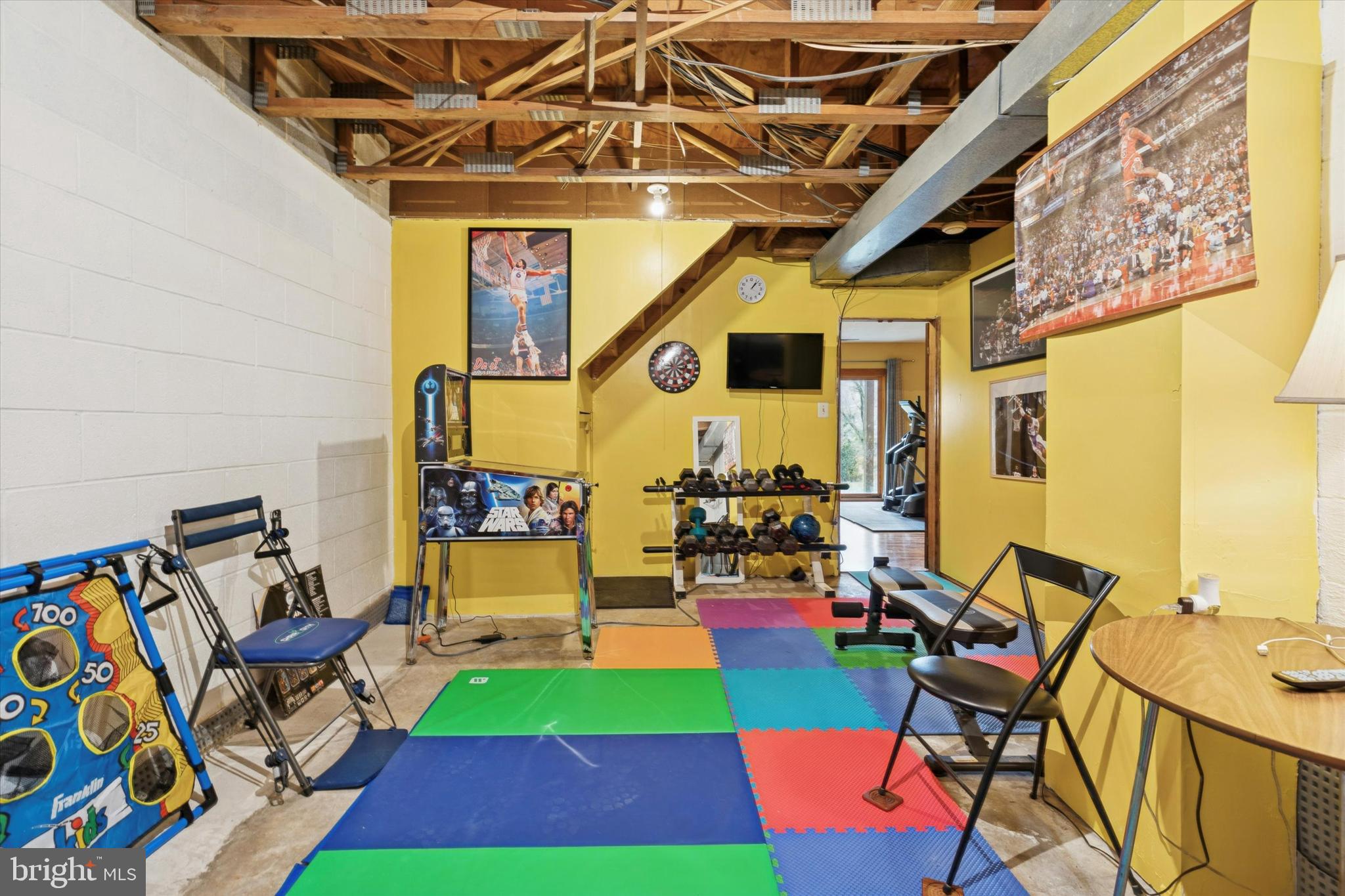 8550 TRUMBAUER DRIVE