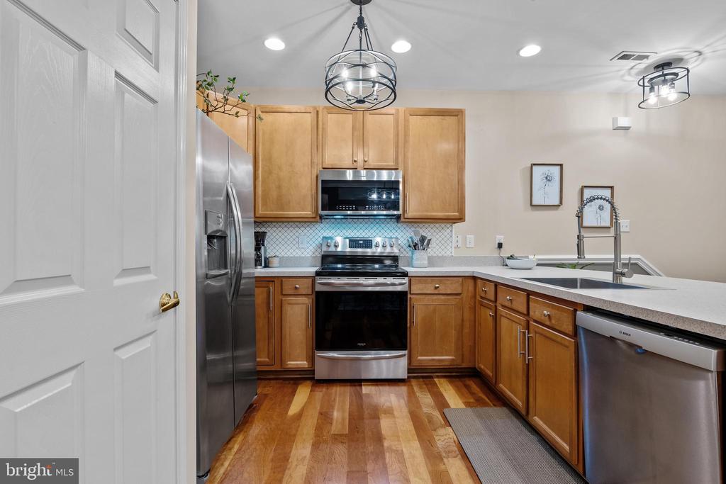 265 COVENANT LANE 8