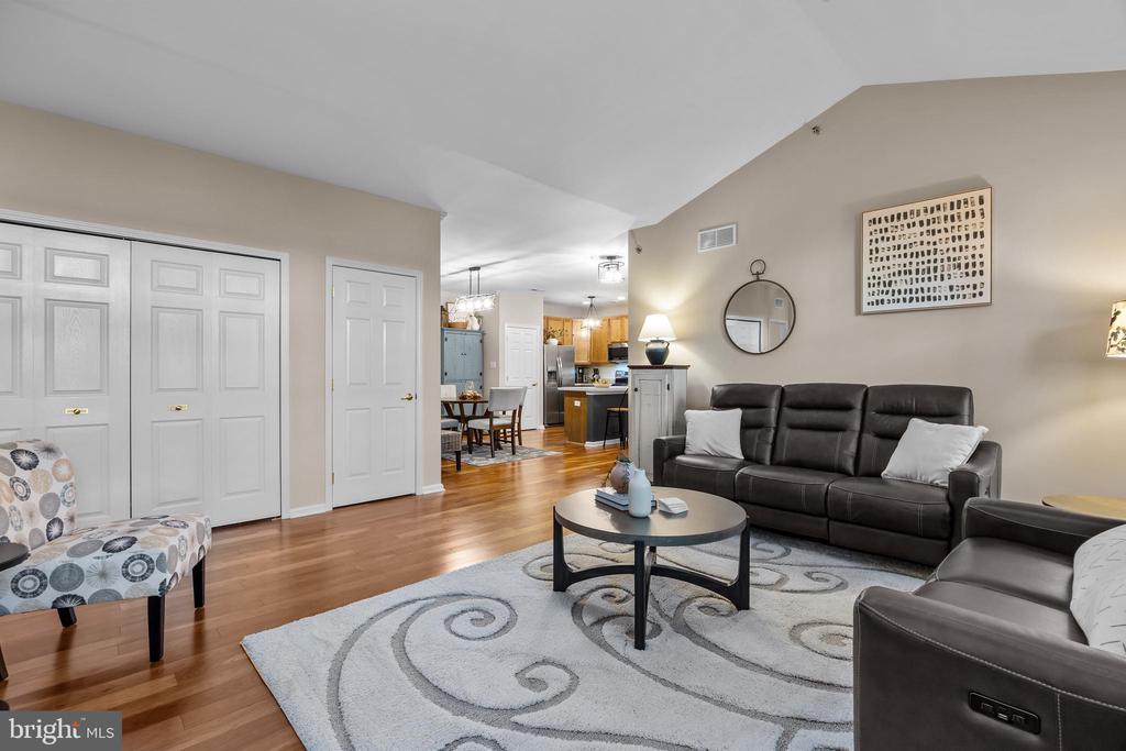 265 COVENANT LANE 8
