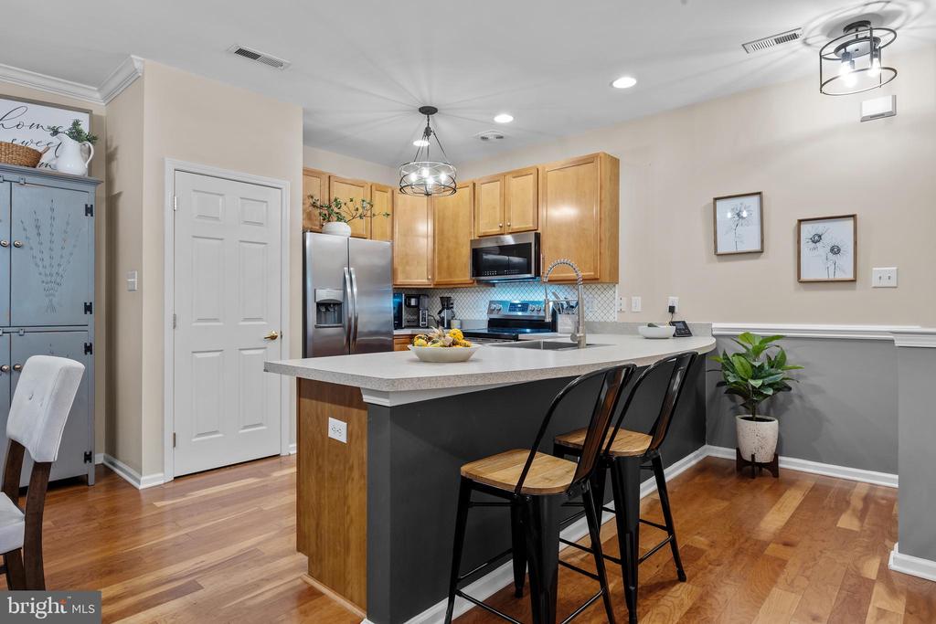 265 COVENANT LANE 8