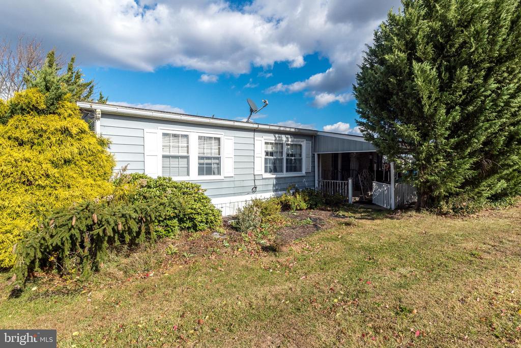 61 LONGWOOD PLACE