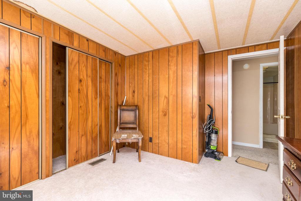 61 LONGWOOD PLACE