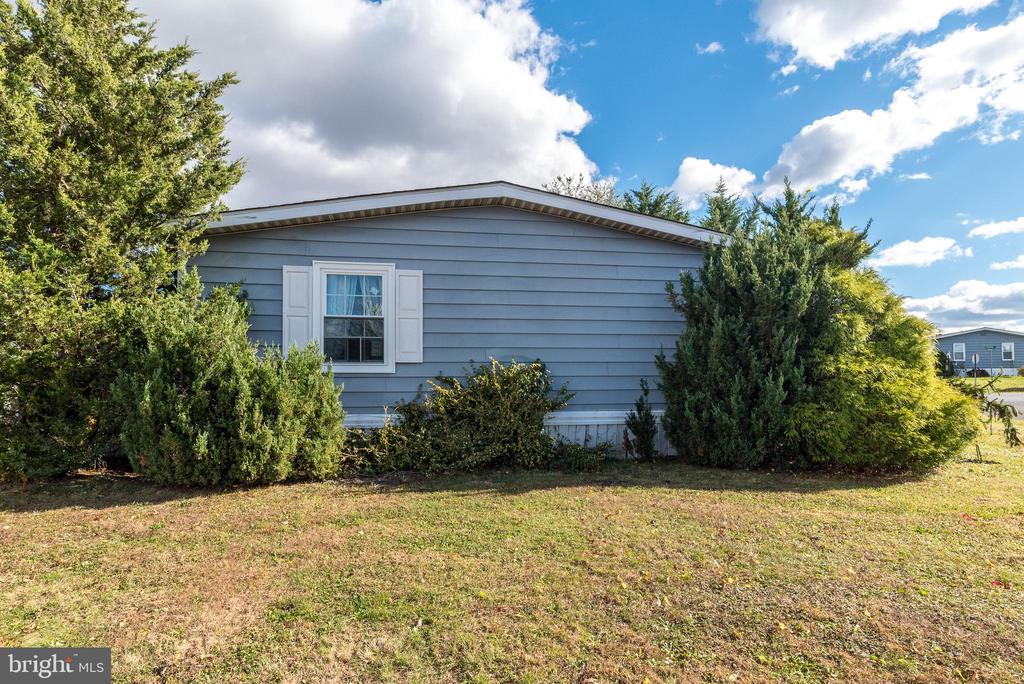 61 LONGWOOD PLACE
