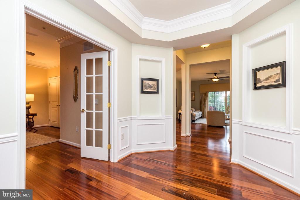 4103 LILAC COURT