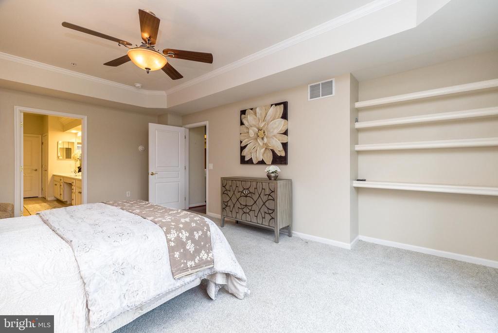4103 LILAC COURT