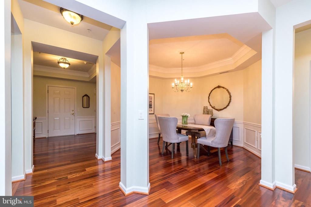 4103 LILAC COURT
