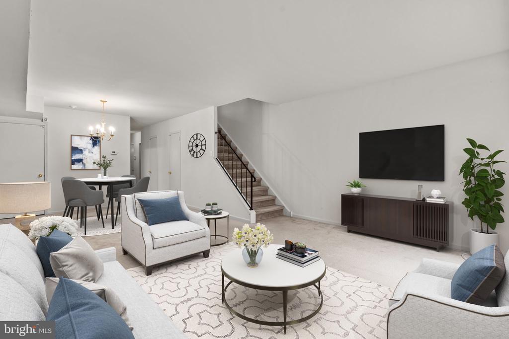 18 YORKTOWN COURT