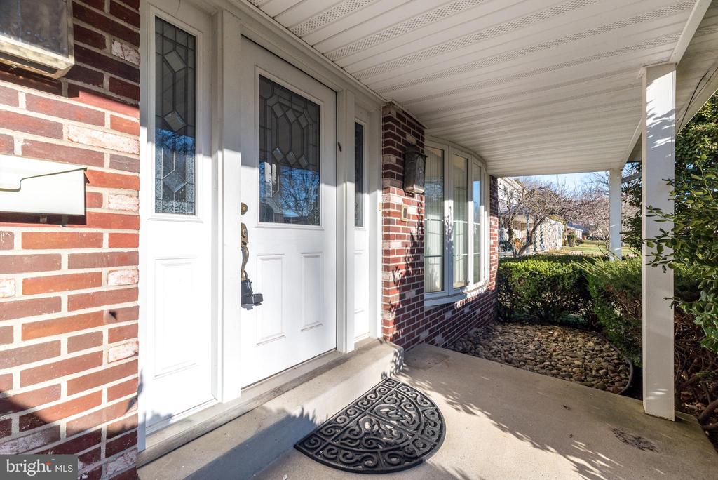 3225 BURN BRAE DRIVE