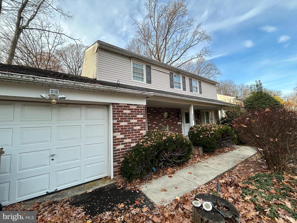 3225 BURN BRAE DRIVE