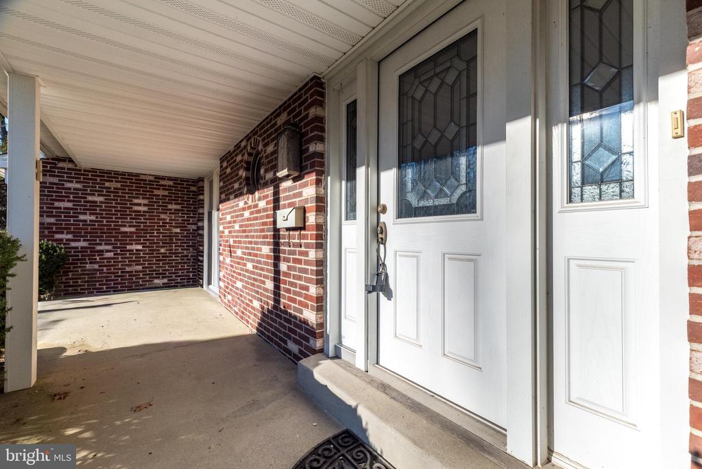 3225 BURN BRAE DRIVE