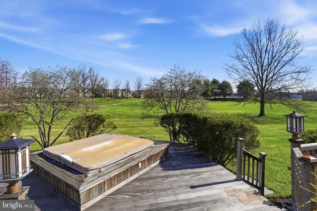 117 SPYGLASS DRIVE