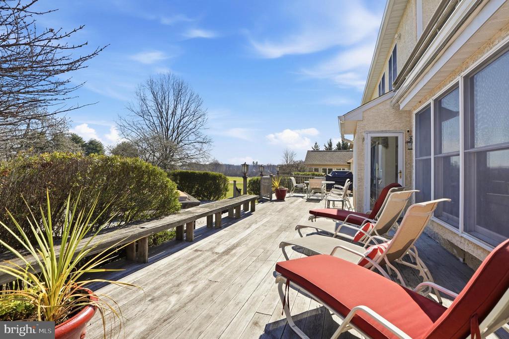 117 SPYGLASS DRIVE
