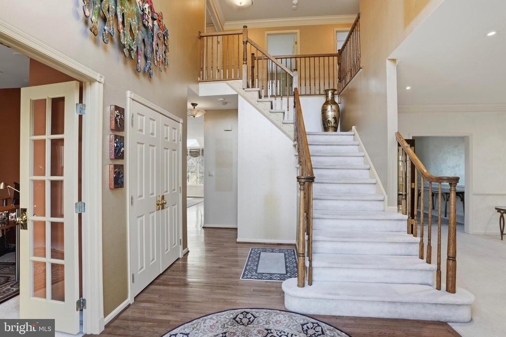 117 SPYGLASS DRIVE