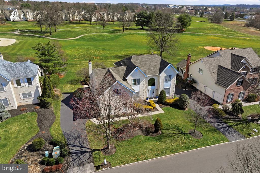 117 SPYGLASS DRIVE