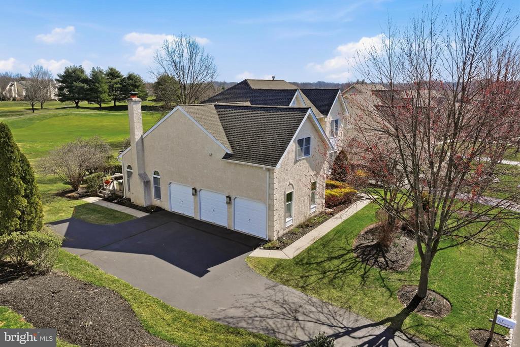 117 SPYGLASS DRIVE