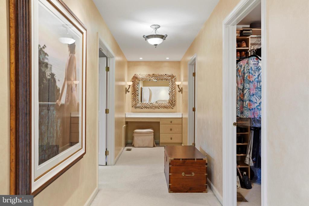 117 SPYGLASS DRIVE