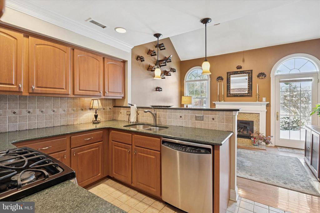 48 CADWALADER COURT