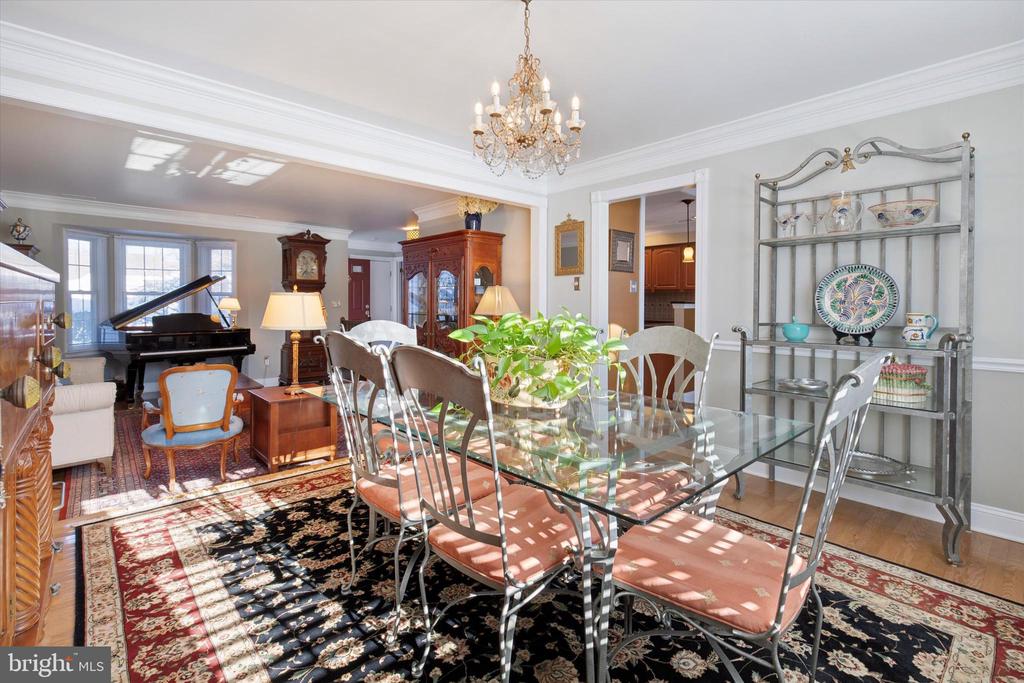 48 CADWALADER COURT