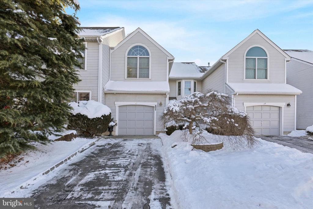 48 CADWALADER COURT