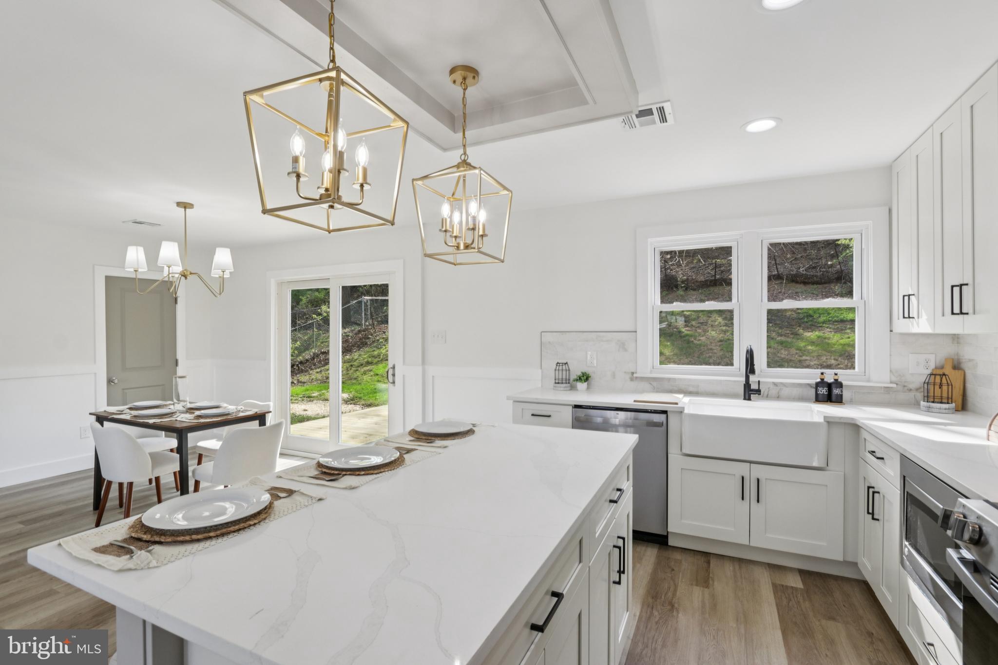 1306 STOTESBURY AVENUE