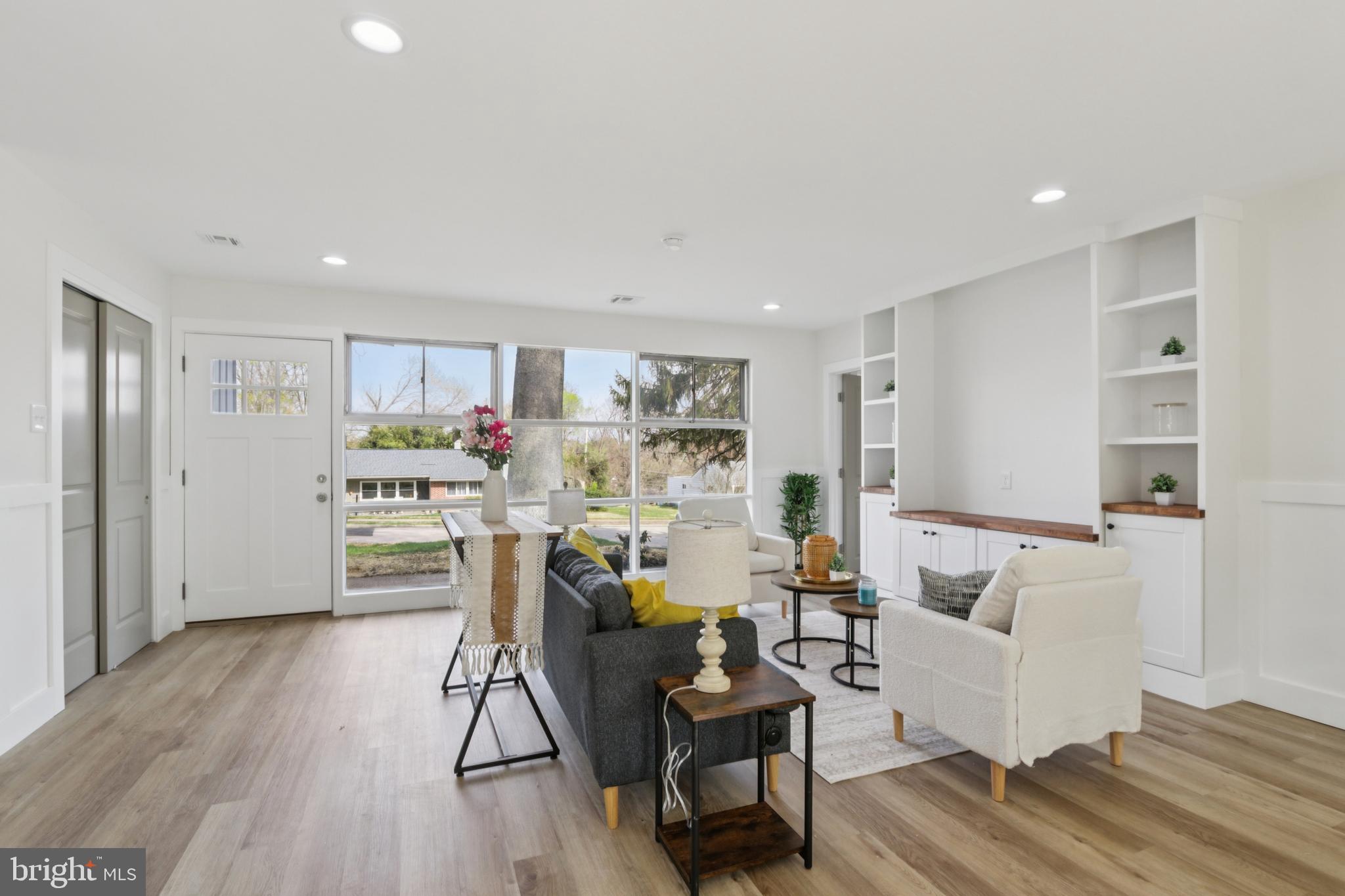 1306 STOTESBURY AVENUE