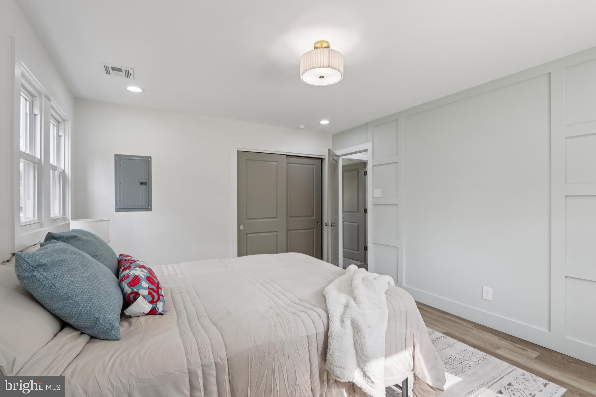 1306 STOTESBURY AVENUE