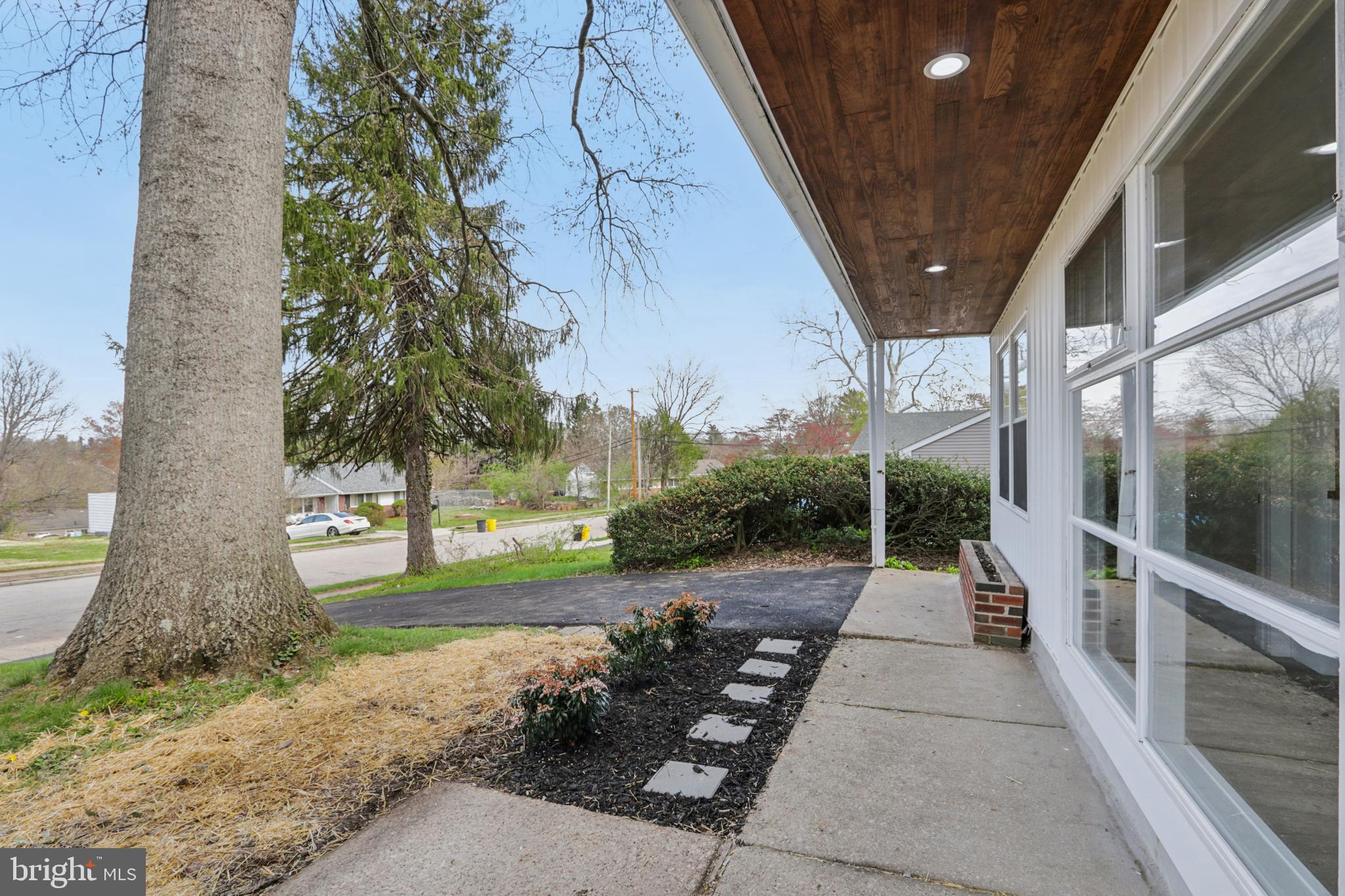 1306 STOTESBURY AVENUE