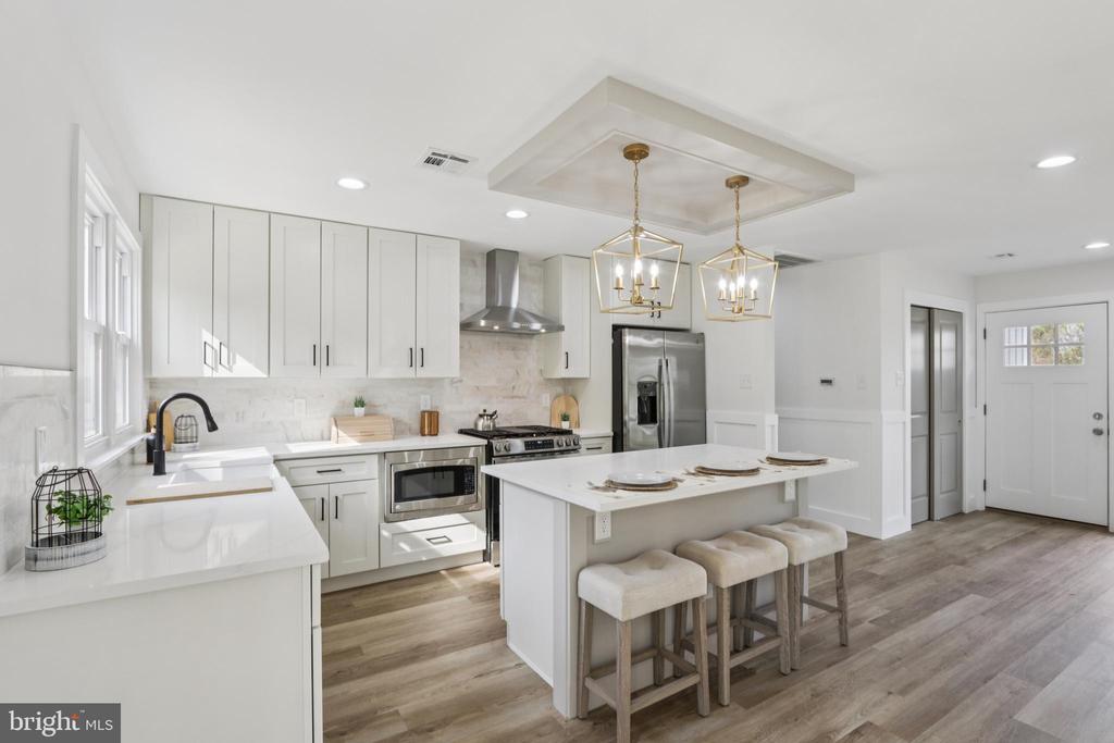 1306 STOTESBURY AVENUE