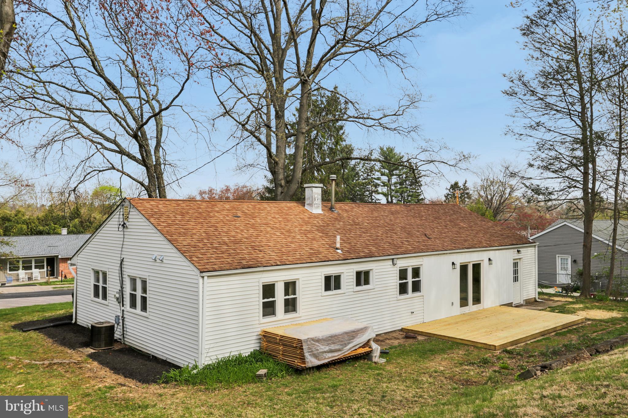 1306 STOTESBURY AVENUE