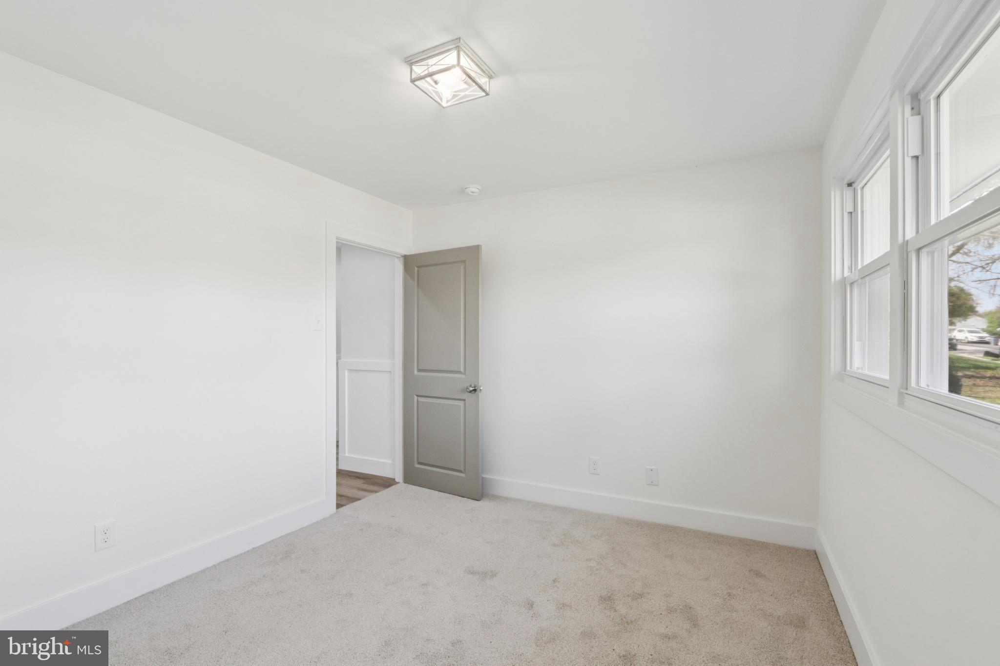 1306 STOTESBURY AVENUE
