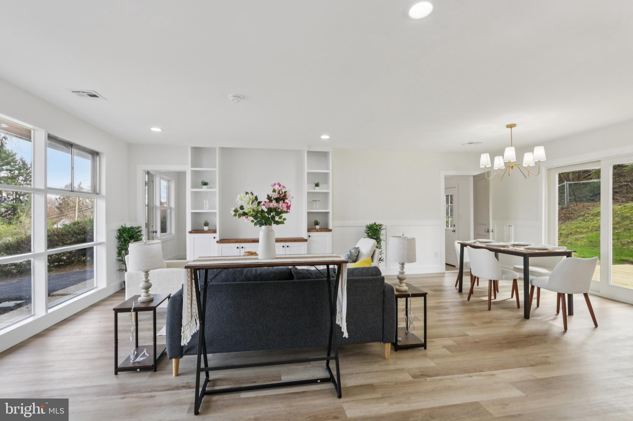 1306 STOTESBURY AVENUE
